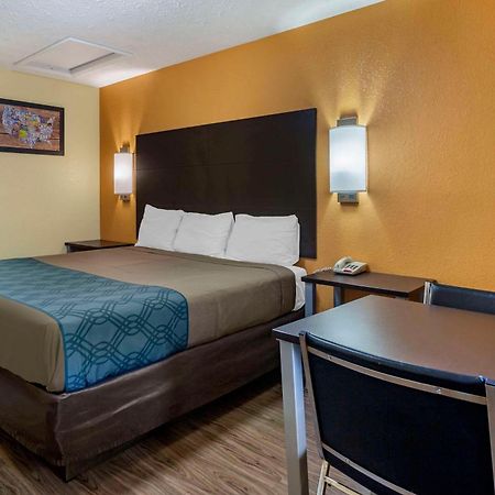 Econo Lodge Nashville North - Opryland Екстер'єр фото