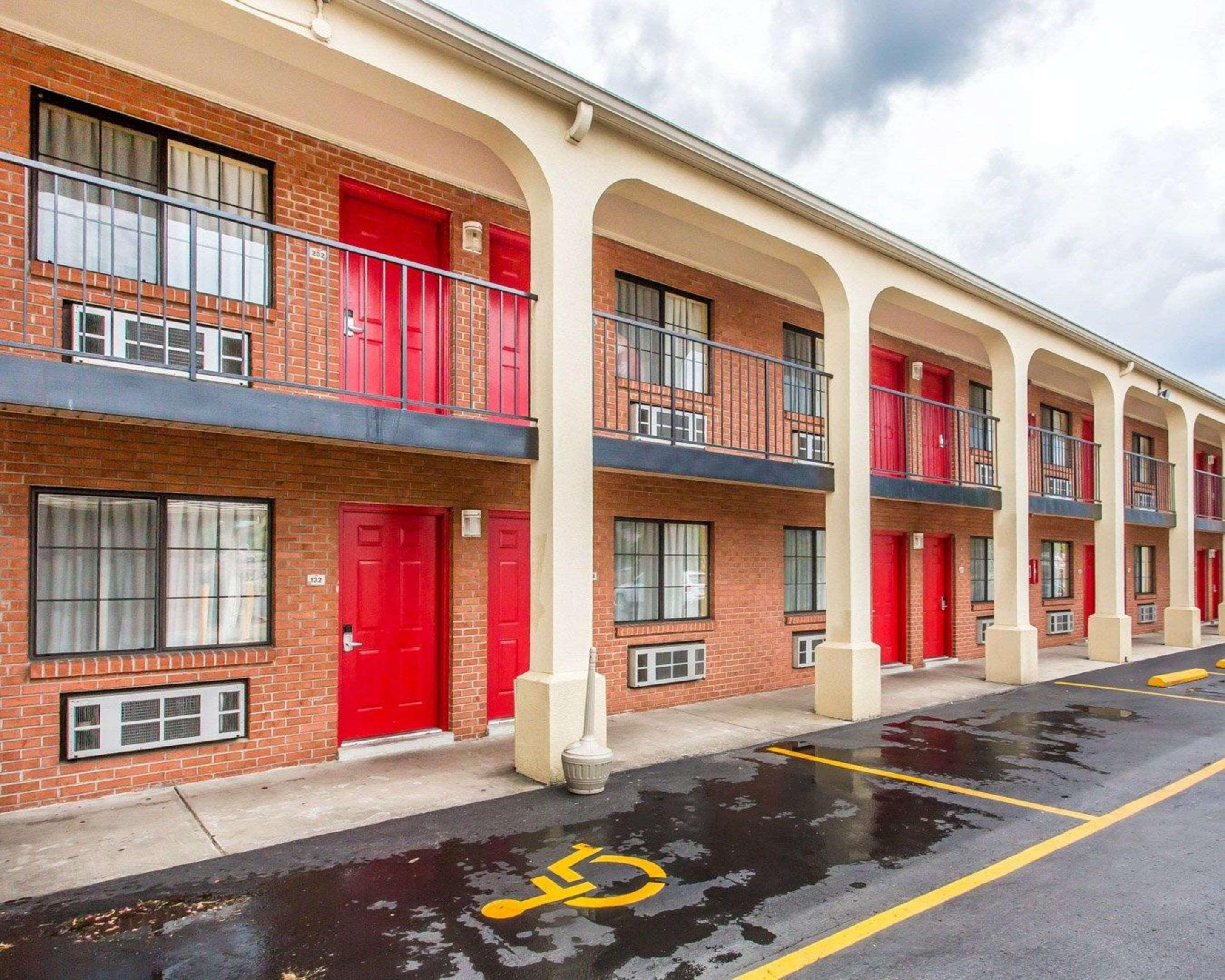 Econo Lodge Nashville North - Opryland Екстер'єр фото