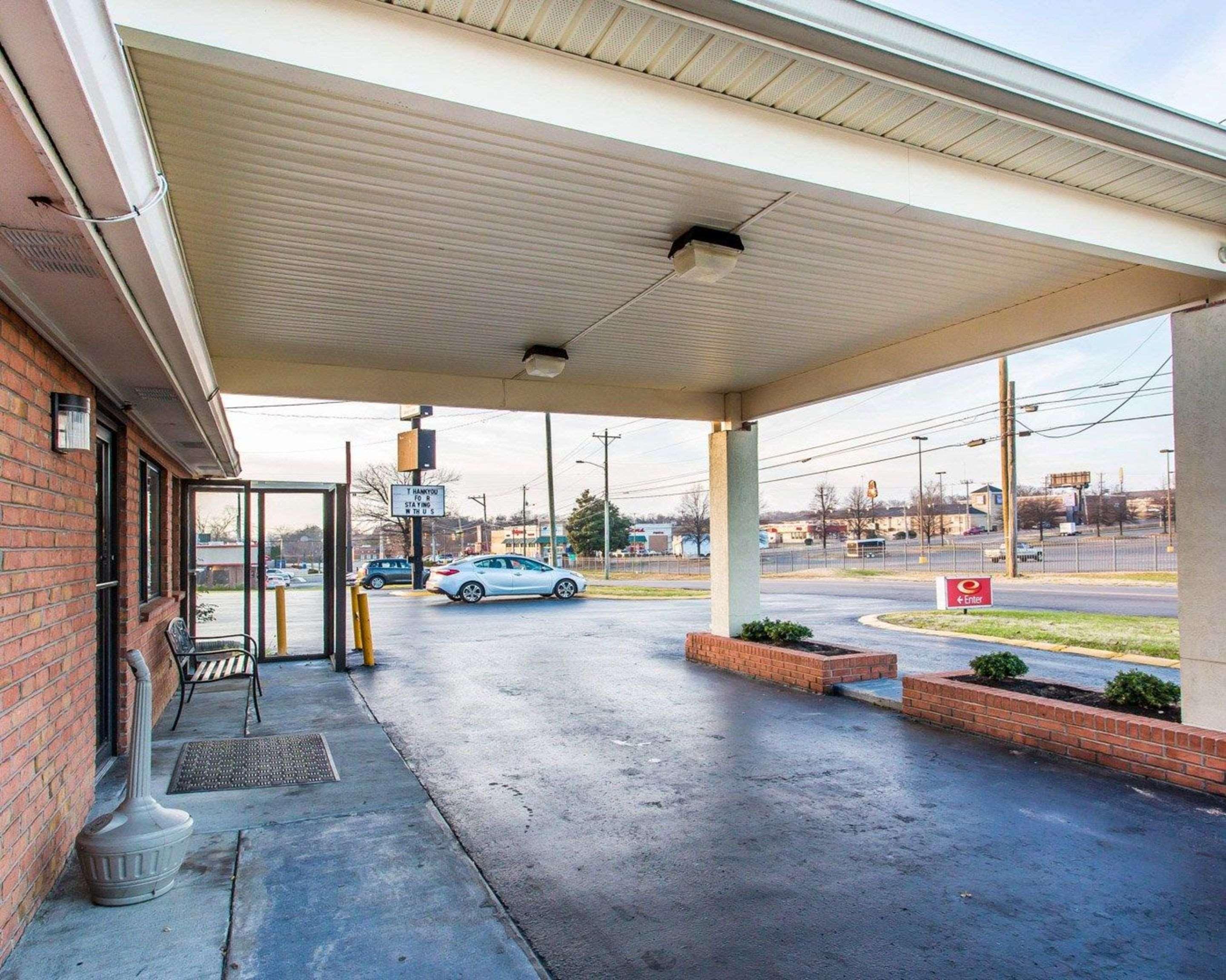 Econo Lodge Nashville North - Opryland Екстер'єр фото