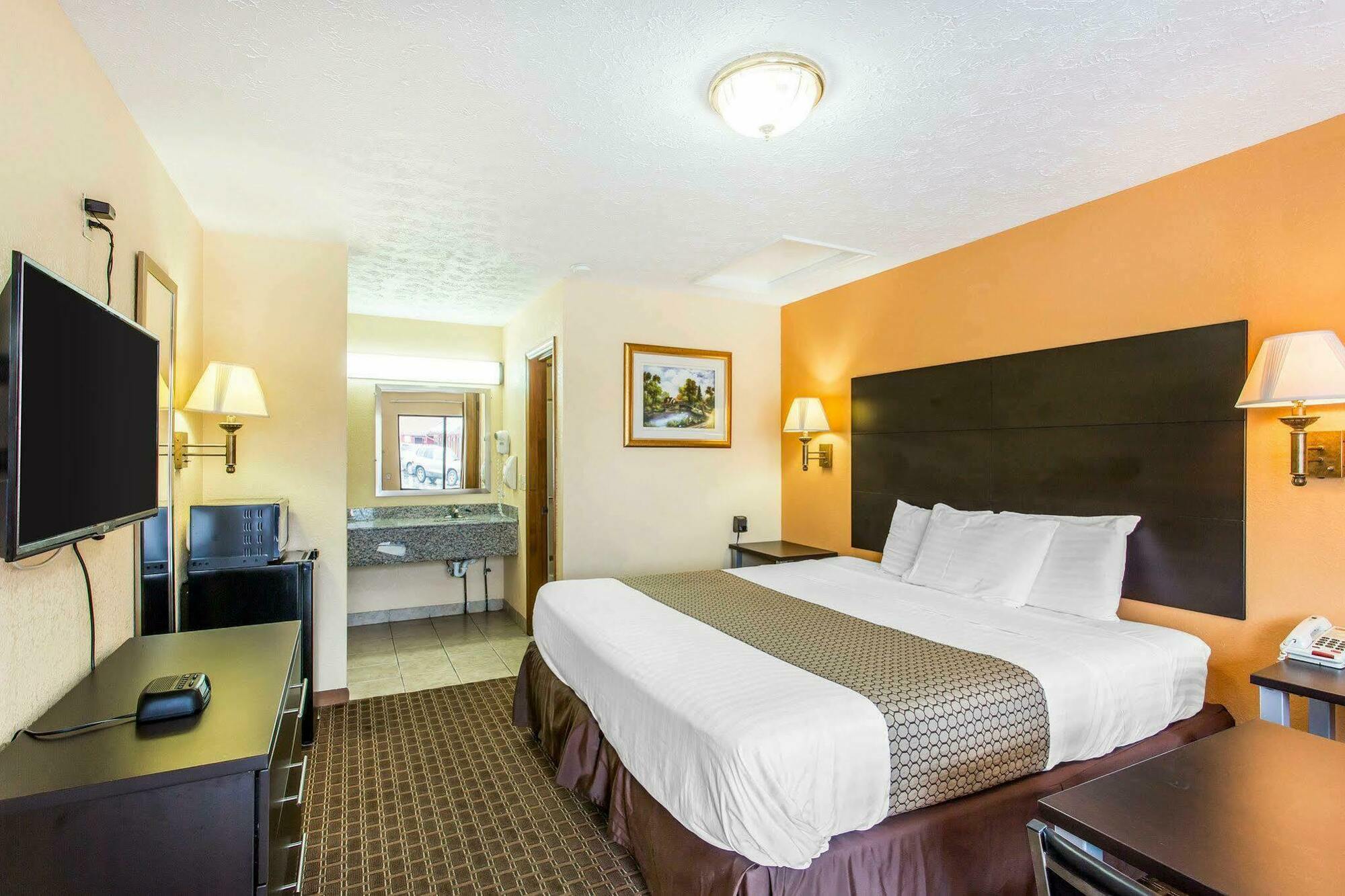 Econo Lodge Nashville North - Opryland Екстер'єр фото