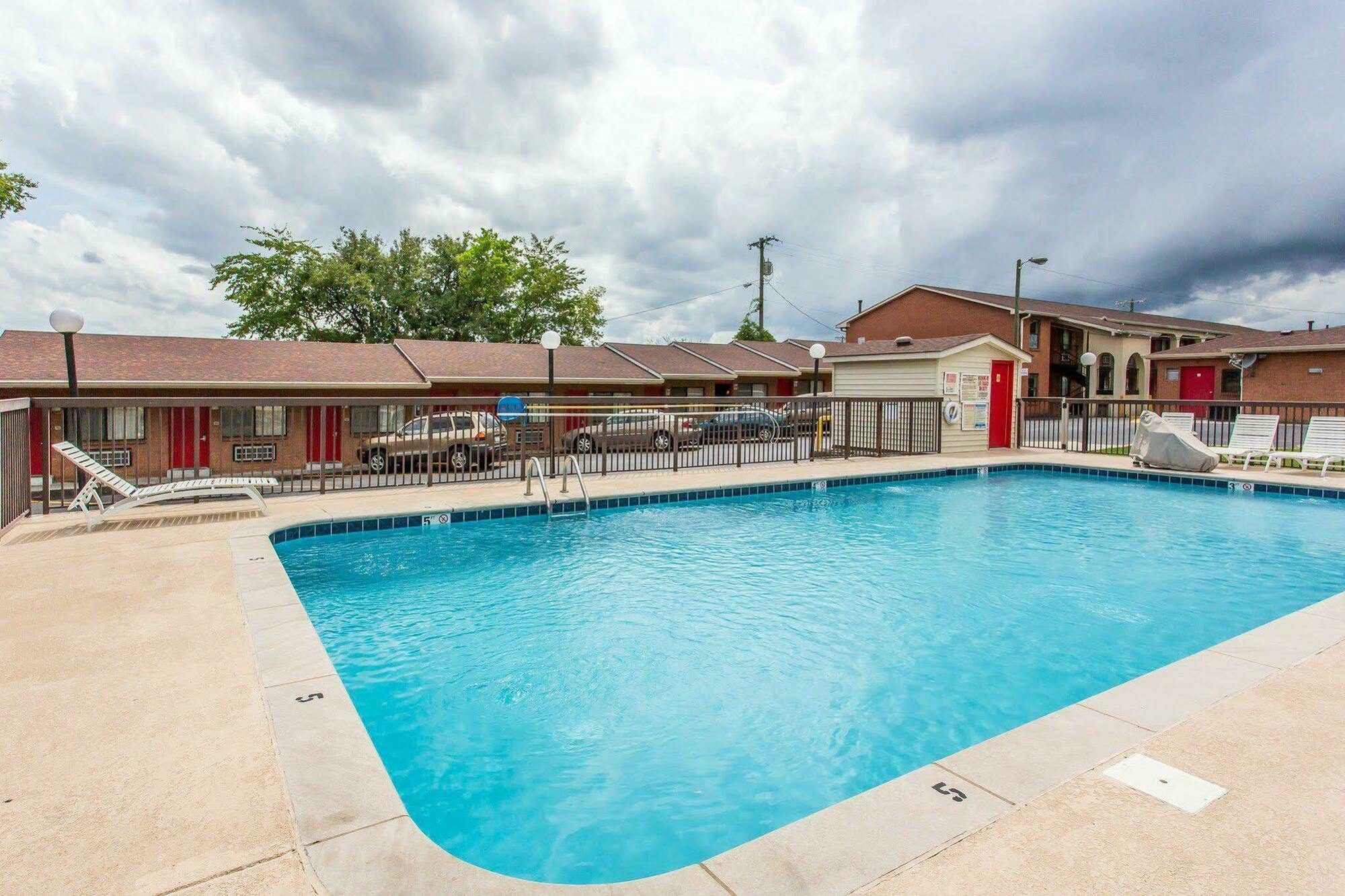 Econo Lodge Nashville North - Opryland Екстер'єр фото