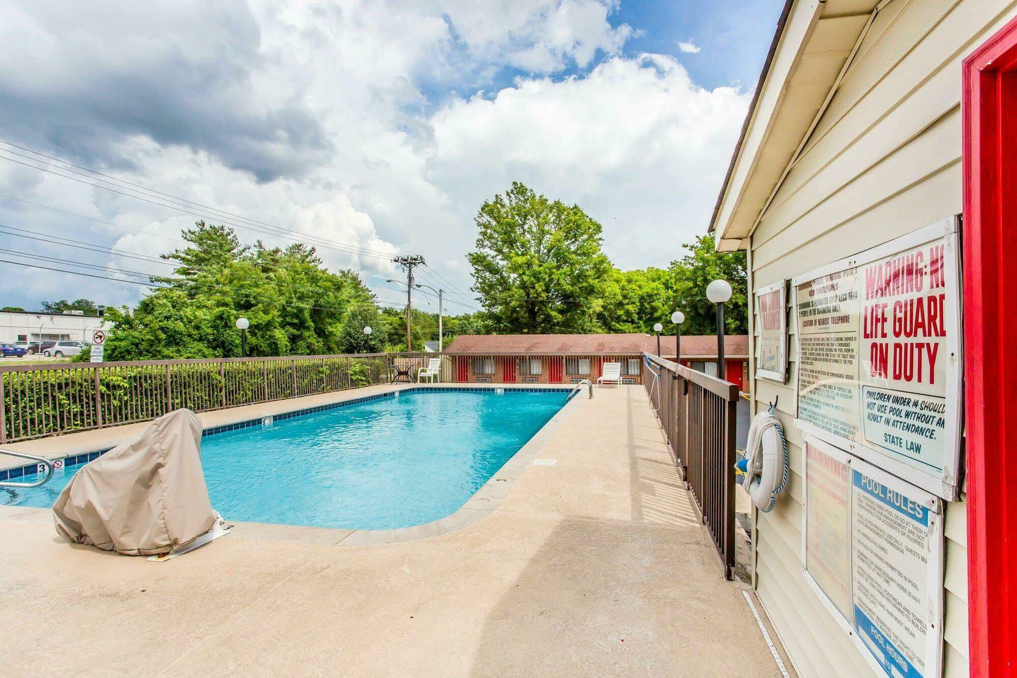 Econo Lodge Nashville North - Opryland Екстер'єр фото